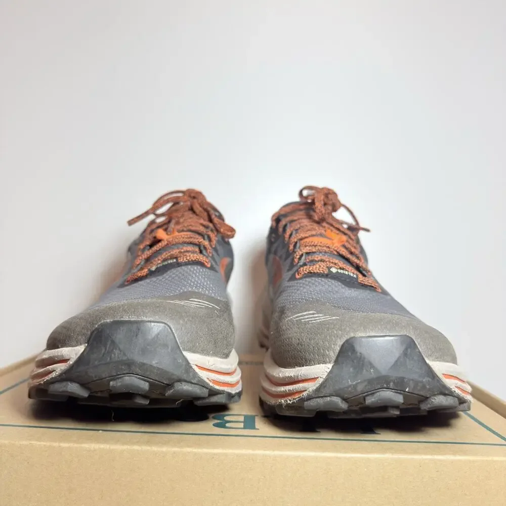 Brooks up sale